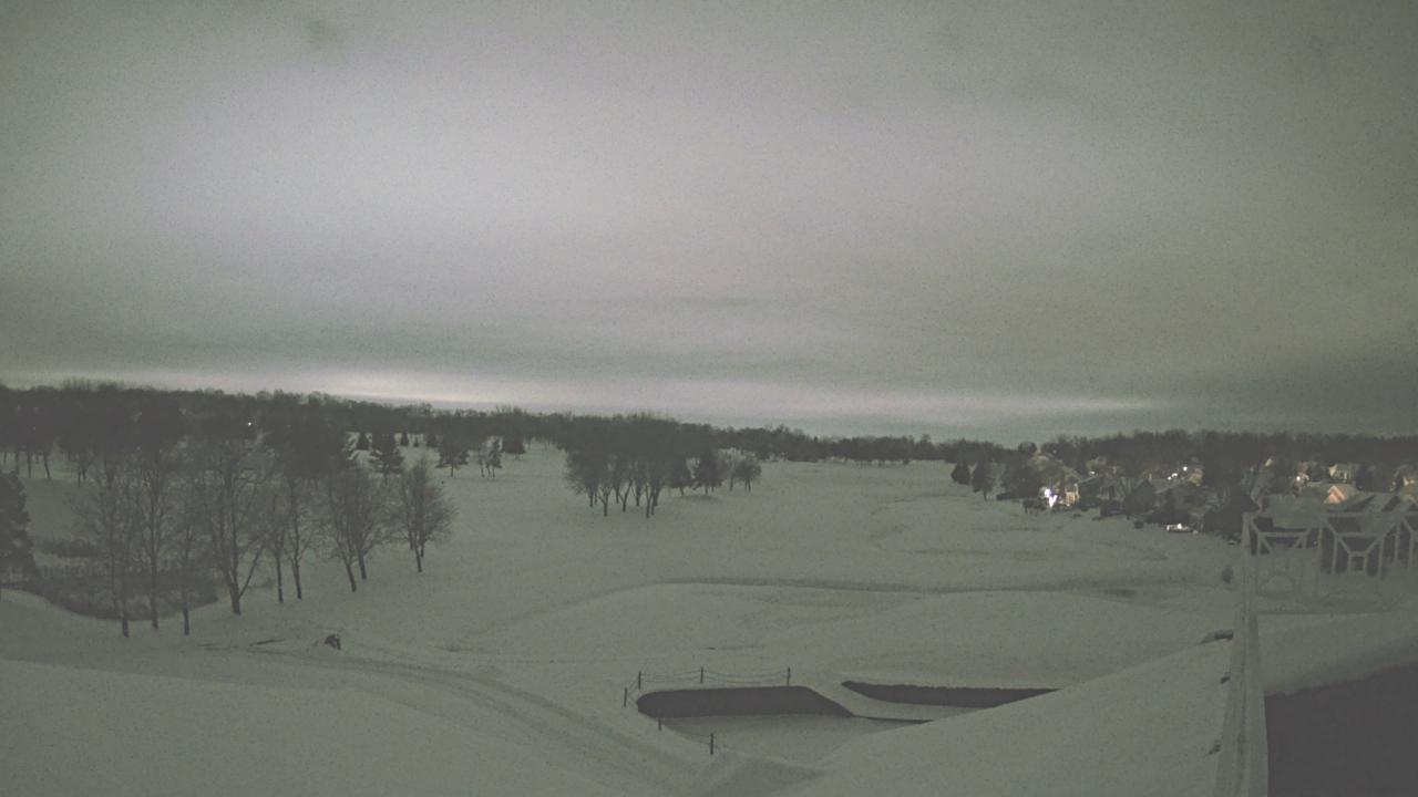 Thumbnail for current weather camera view from The Royal Fox Country Club in St. Charles, Illinois