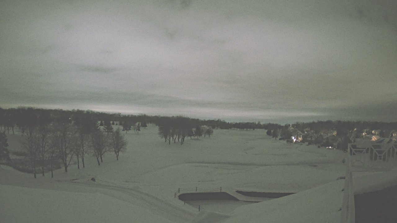 Thumbnail for current weather camera view from The Royal Fox Country Club in St. Charles, Illinois