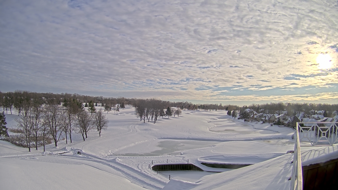 Thumbnail for current weather camera view from The Royal Fox Country Club in St. Charles, Illinois