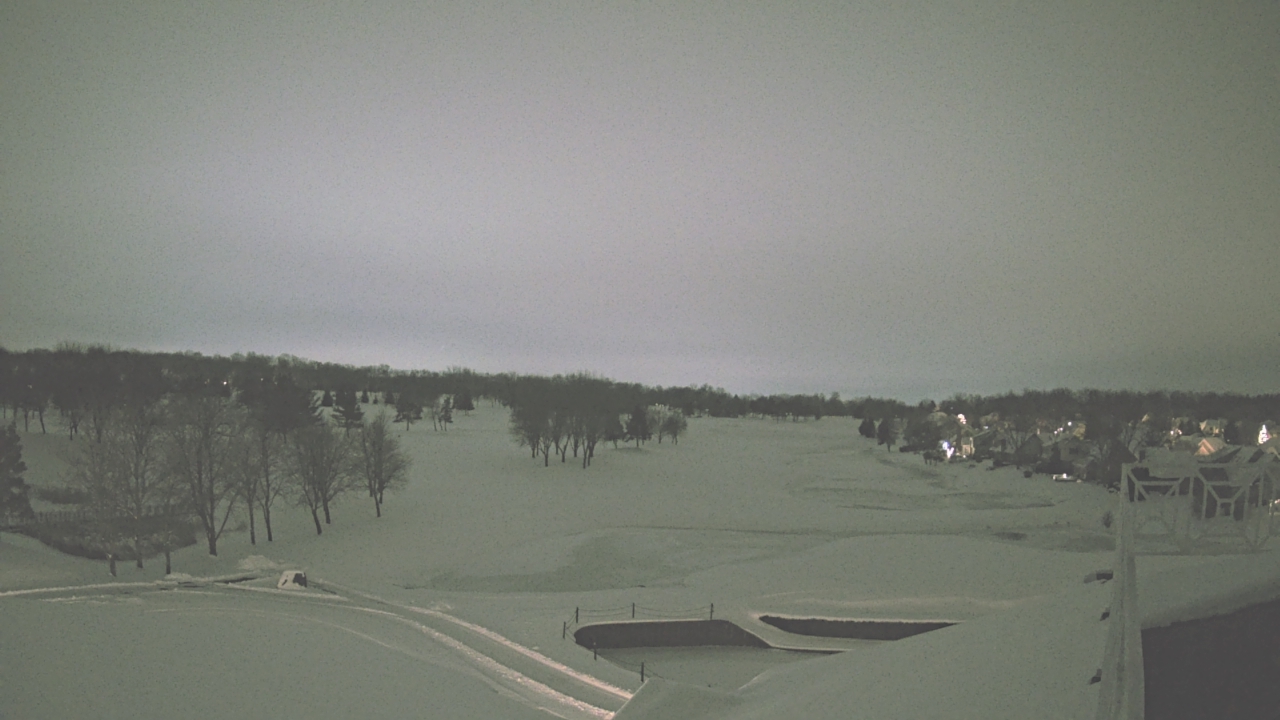Thumbnail for current weather camera view from The Royal Fox Country Club in St. Charles, Illinois