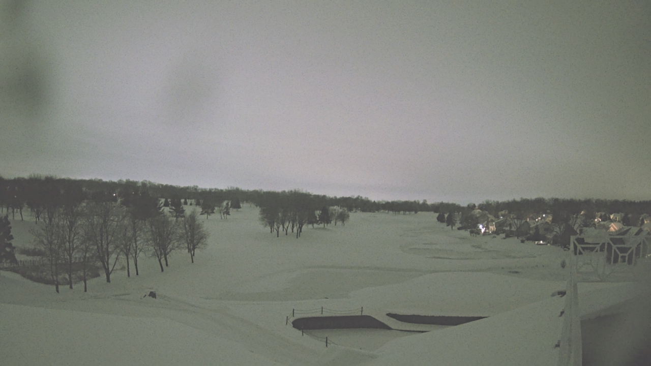 Thumbnail for current weather camera view from The Royal Fox Country Club in St. Charles, Illinois