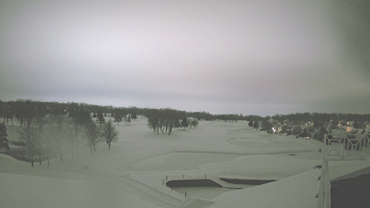 Thumbnail for current weather camera view from The Royal Fox Country Club in St. Charles, Illinois
