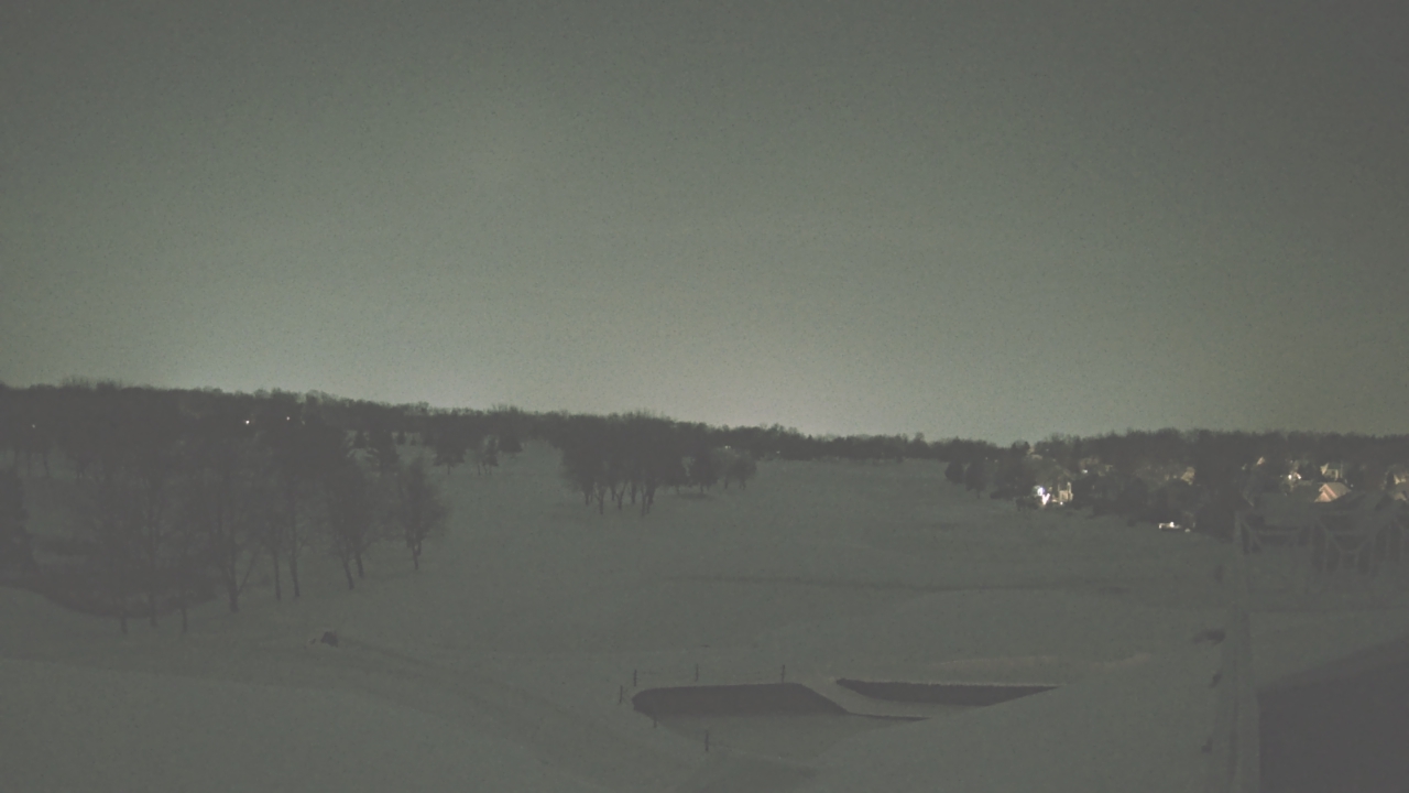 Thumbnail for current weather camera view from The Royal Fox Country Club in St. Charles, Illinois