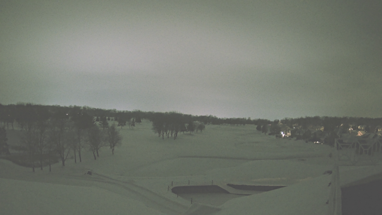 Thumbnail for current weather camera view from The Royal Fox Country Club in St. Charles, Illinois