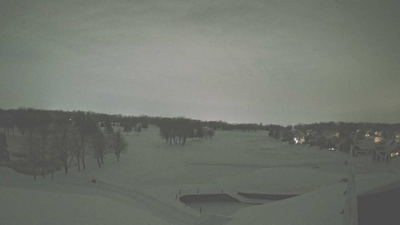 Thumbnail for current weather camera view from The Royal Fox Country Club in St. Charles, Illinois