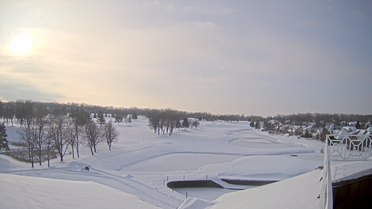 Thumbnail for current weather camera view from The Royal Fox Country Club in St. Charles, Illinois