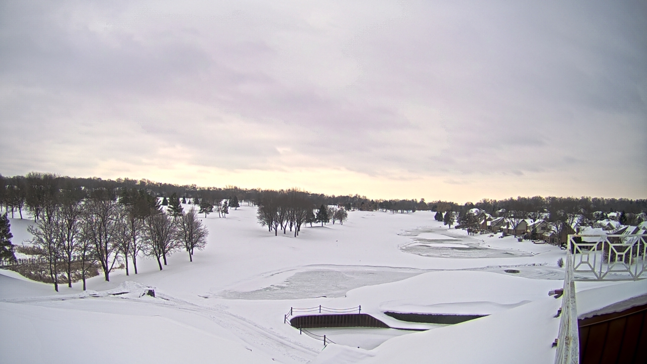 Thumbnail for current weather camera view from The Royal Fox Country Club in St. Charles, Illinois