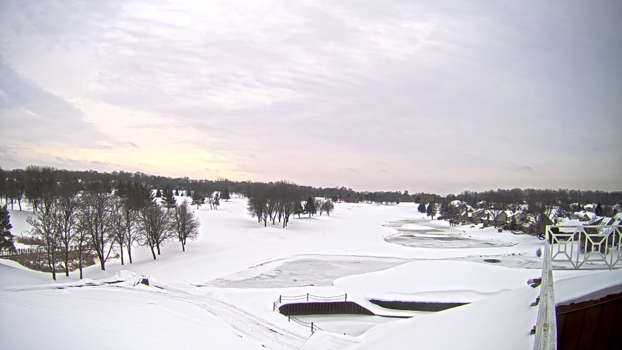 Thumbnail for current weather camera view from The Royal Fox Country Club in St. Charles, Illinois
