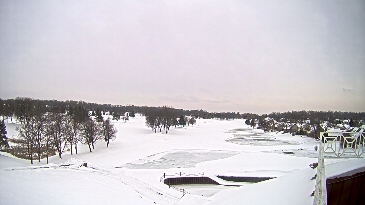 Thumbnail for current weather camera view from The Royal Fox Country Club in St. Charles, Illinois