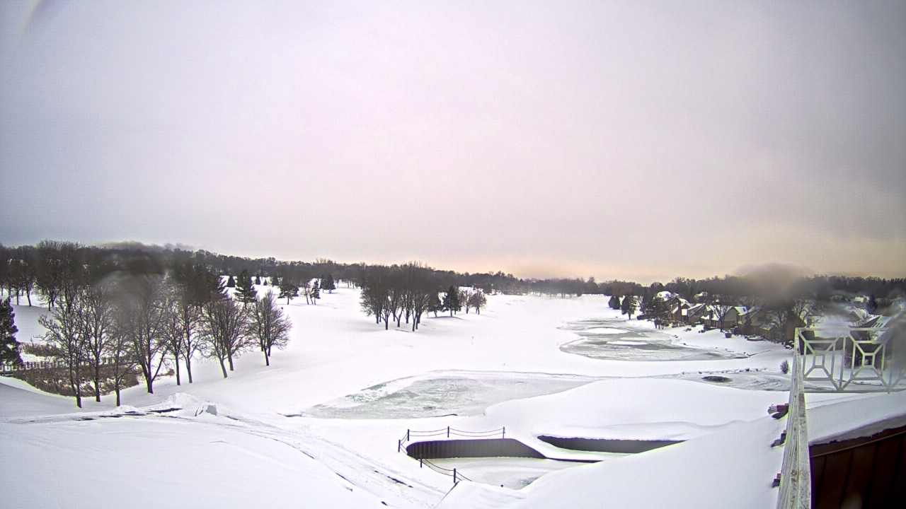 Thumbnail for current weather camera view from The Royal Fox Country Club in St. Charles, Illinois