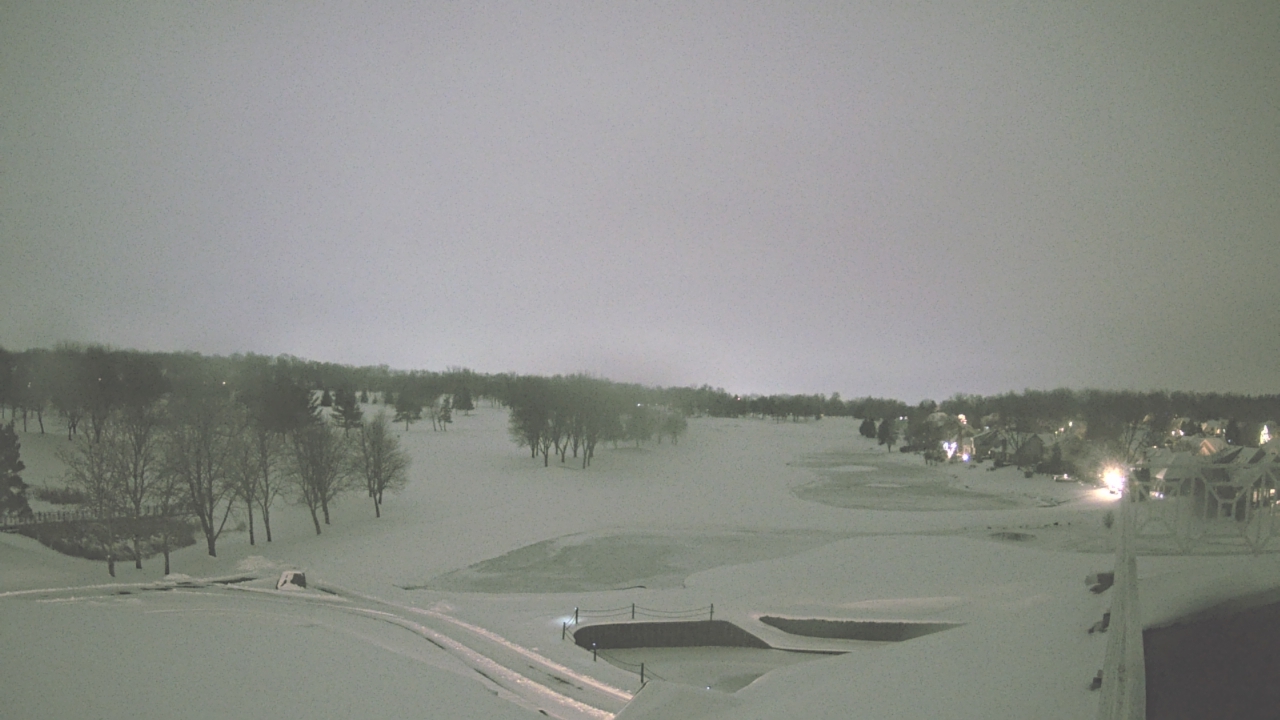 Thumbnail for current weather camera view from The Royal Fox Country Club in St. Charles, Illinois