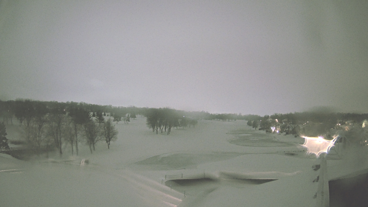 Thumbnail for current weather camera view from The Royal Fox Country Club in St. Charles, Illinois