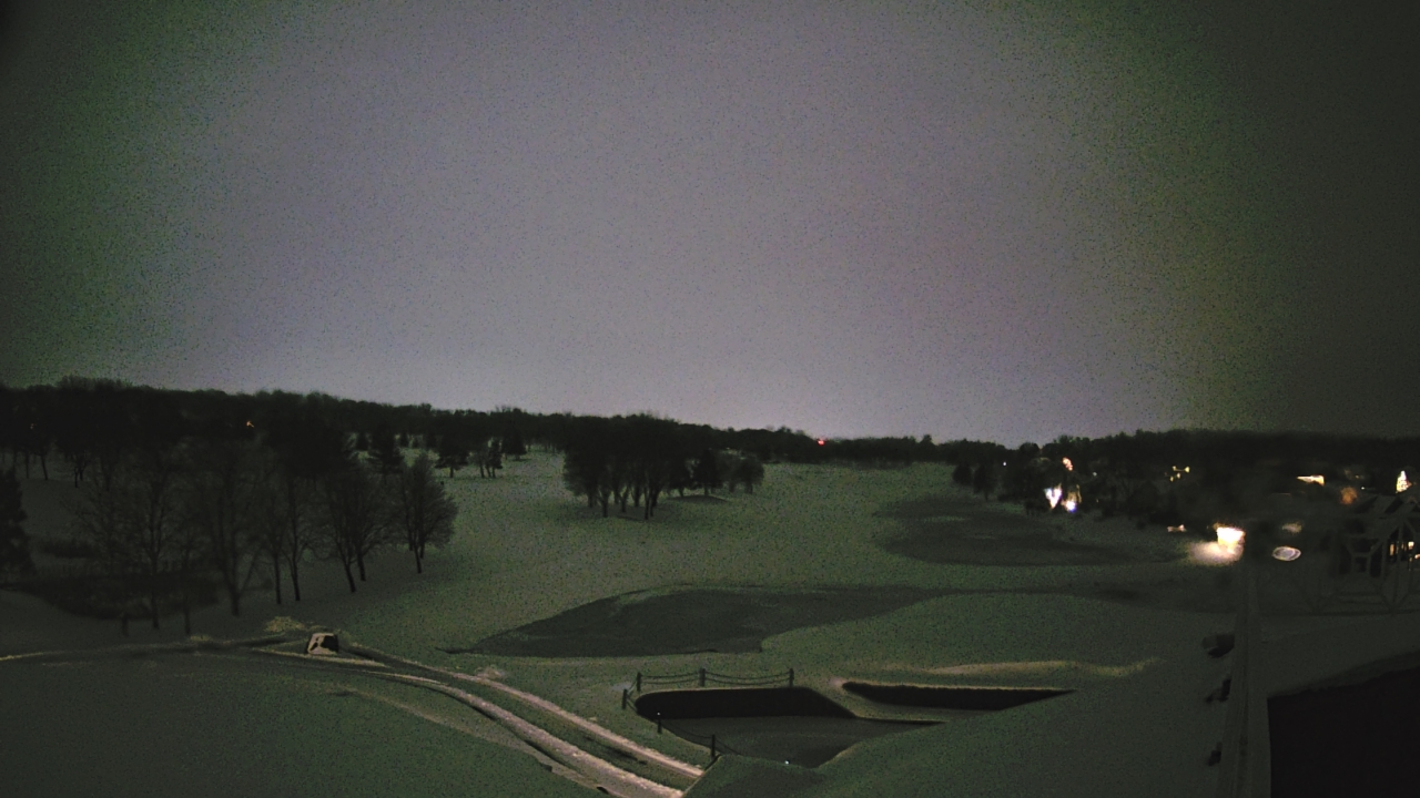 Thumbnail for current weather camera view from The Royal Fox Country Club in St. Charles, Illinois