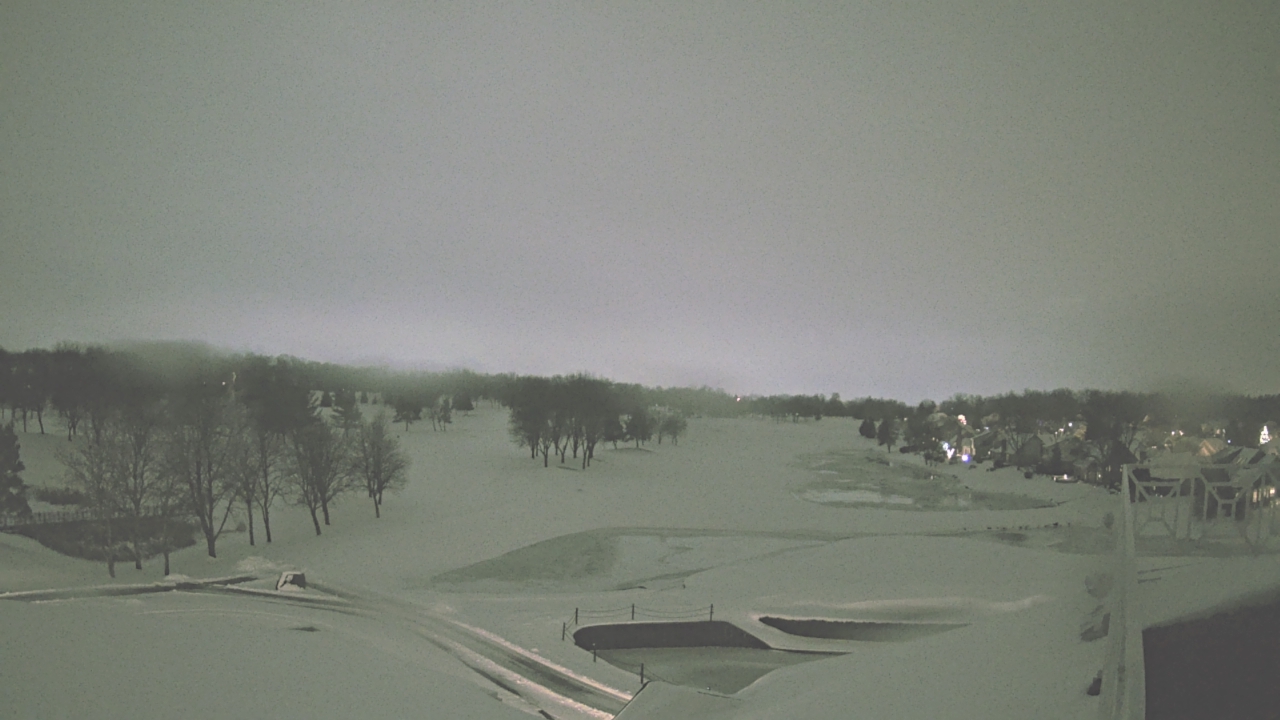 Thumbnail for current weather camera view from The Royal Fox Country Club in St. Charles, Illinois