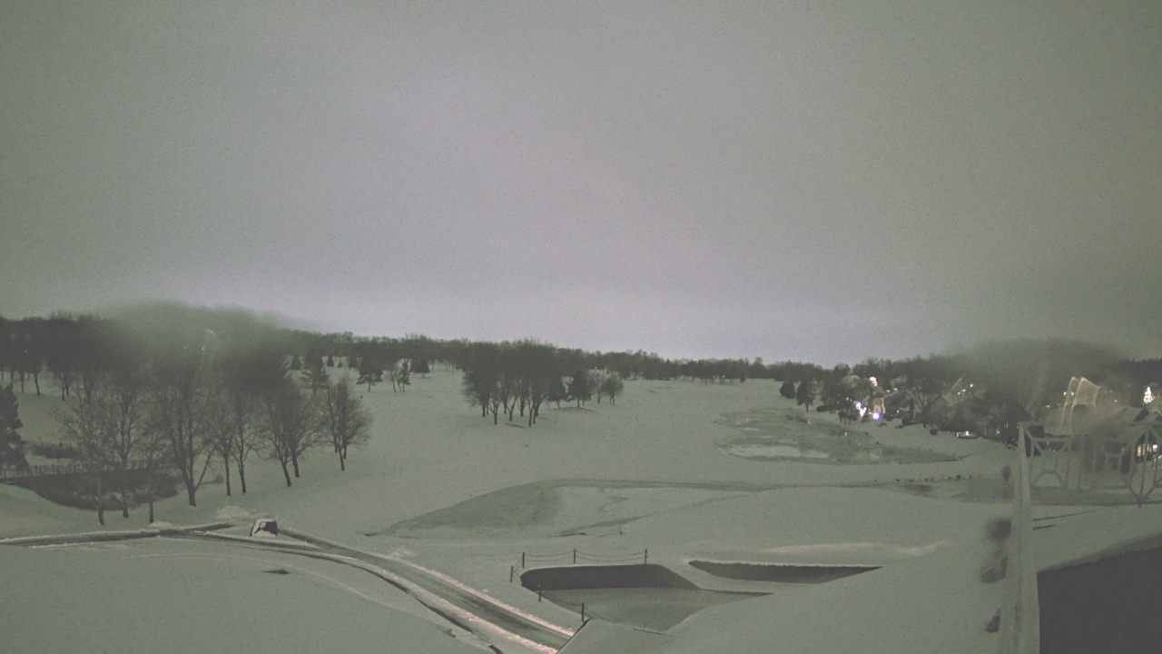 Thumbnail for current weather camera view from The Royal Fox Country Club in St. Charles, Illinois