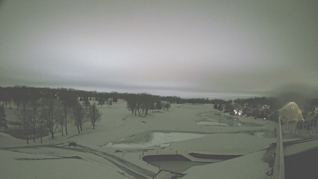 Thumbnail for current weather camera view from The Royal Fox Country Club in St. Charles, Illinois