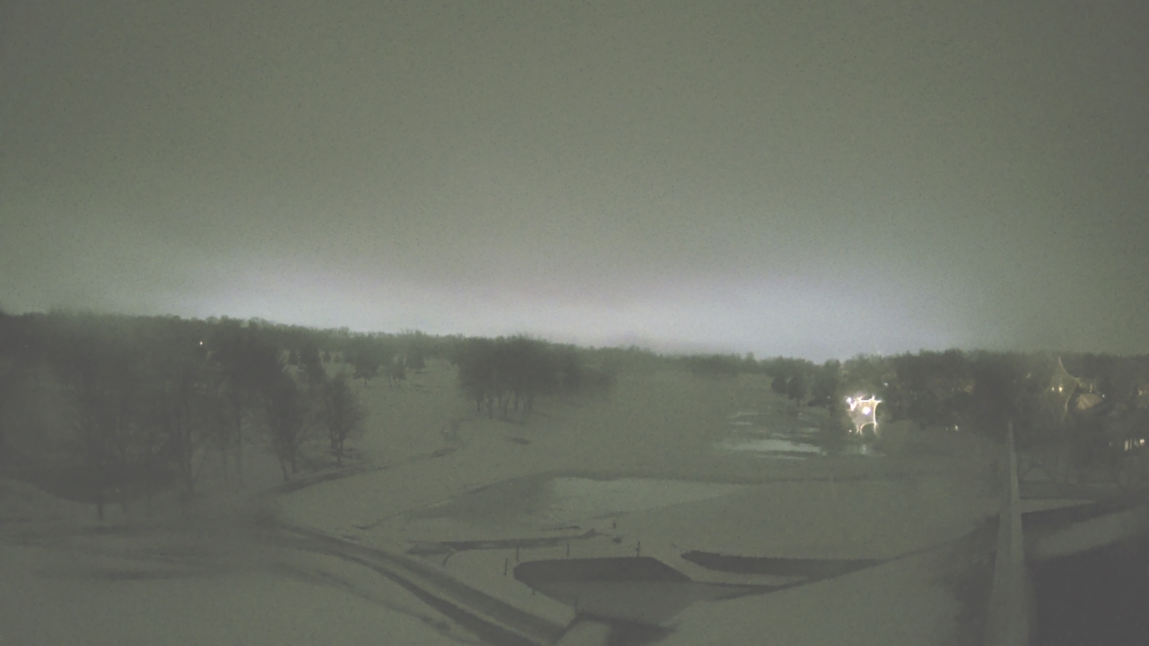Thumbnail for current weather camera view from The Royal Fox Country Club in St. Charles, Illinois