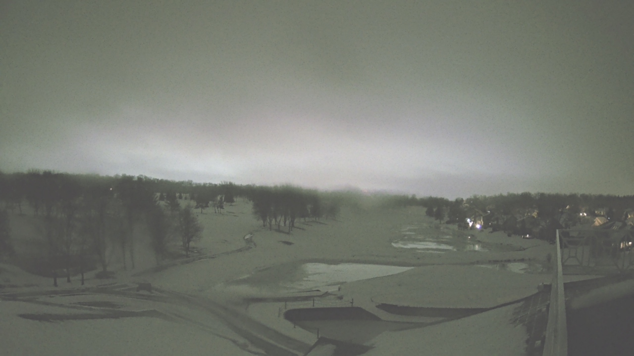 Thumbnail for current weather camera view from The Royal Fox Country Club in St. Charles, Illinois