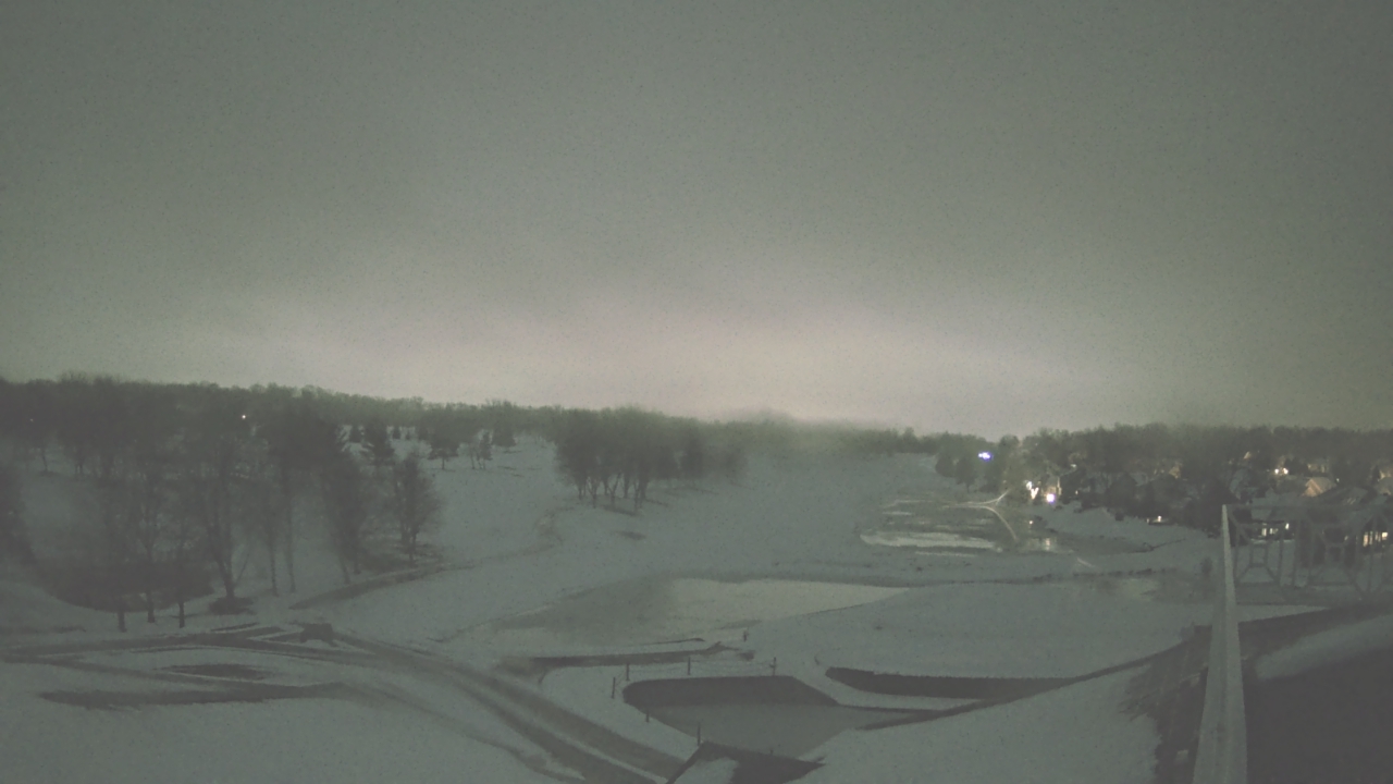 Thumbnail for current weather camera view from The Royal Fox Country Club in St. Charles, Illinois