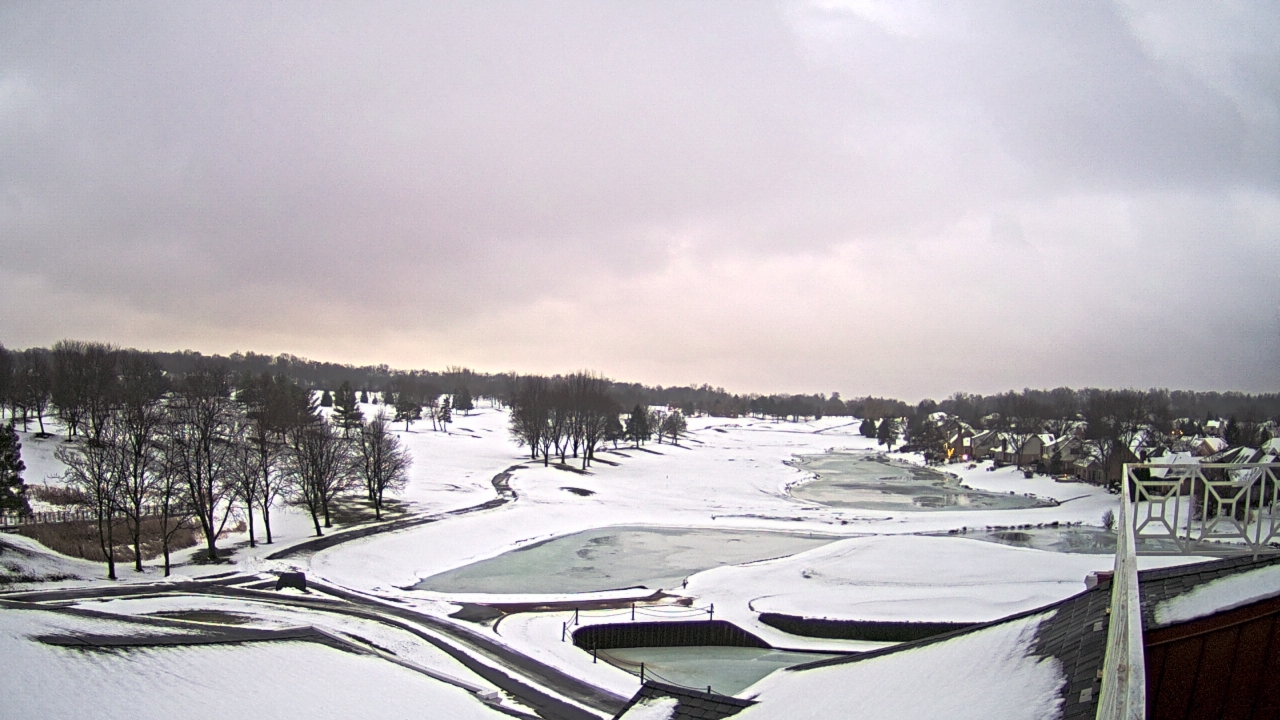 Thumbnail for current weather camera view from The Royal Fox Country Club in St. Charles, Illinois
