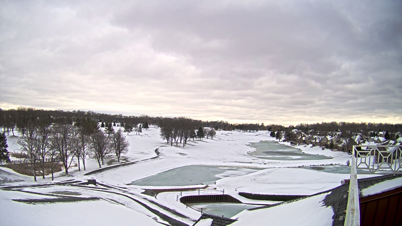 Thumbnail for current weather camera view from The Royal Fox Country Club in St. Charles, Illinois