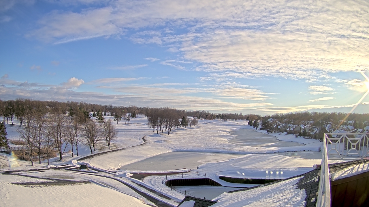 Thumbnail for current weather camera view from The Royal Fox Country Club in St. Charles, Illinois