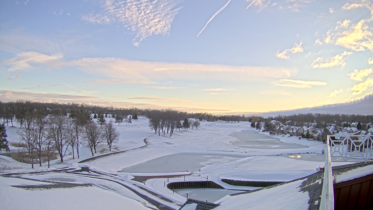 Thumbnail for current weather camera view from The Royal Fox Country Club in St. Charles, Illinois
