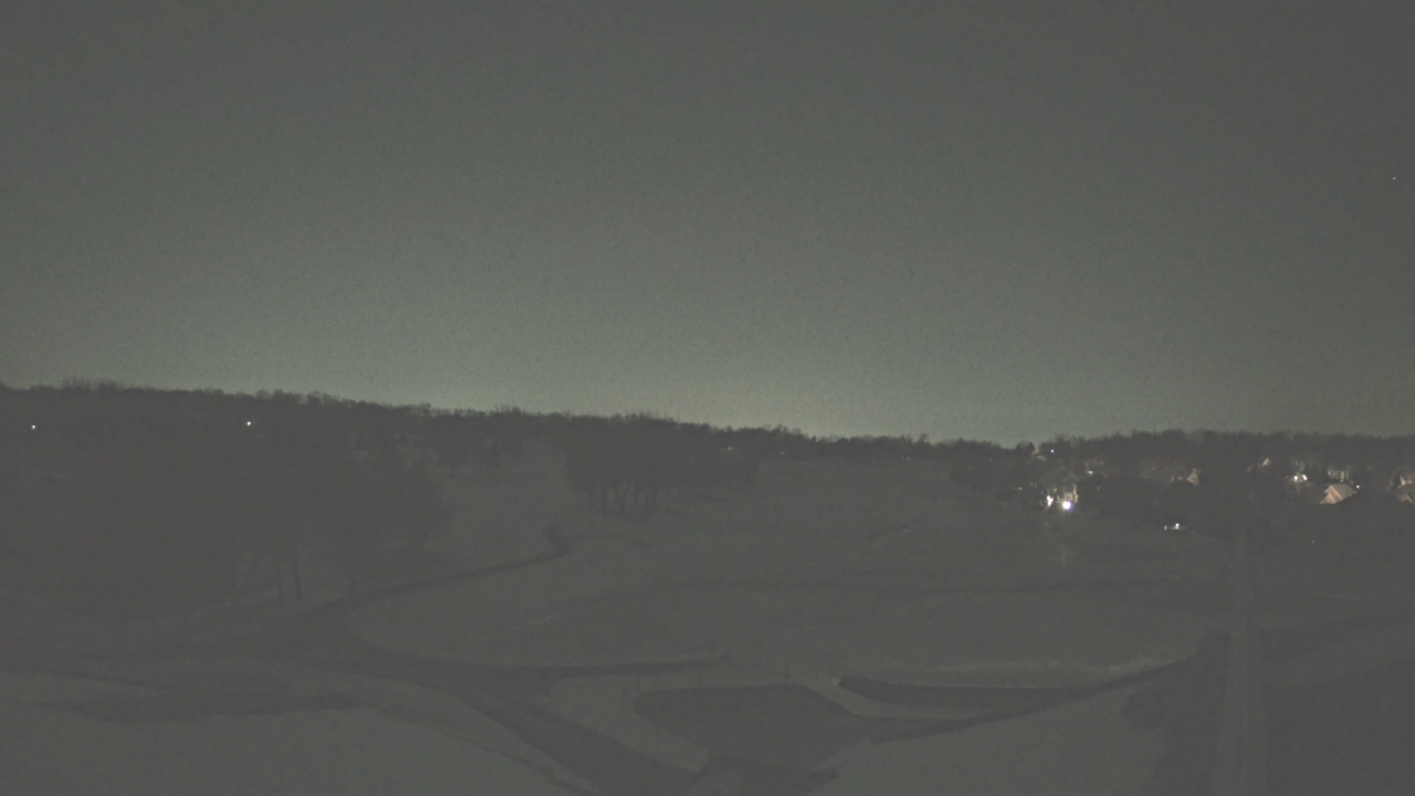 Thumbnail for current weather camera view from The Royal Fox Country Club in St. Charles, Illinois