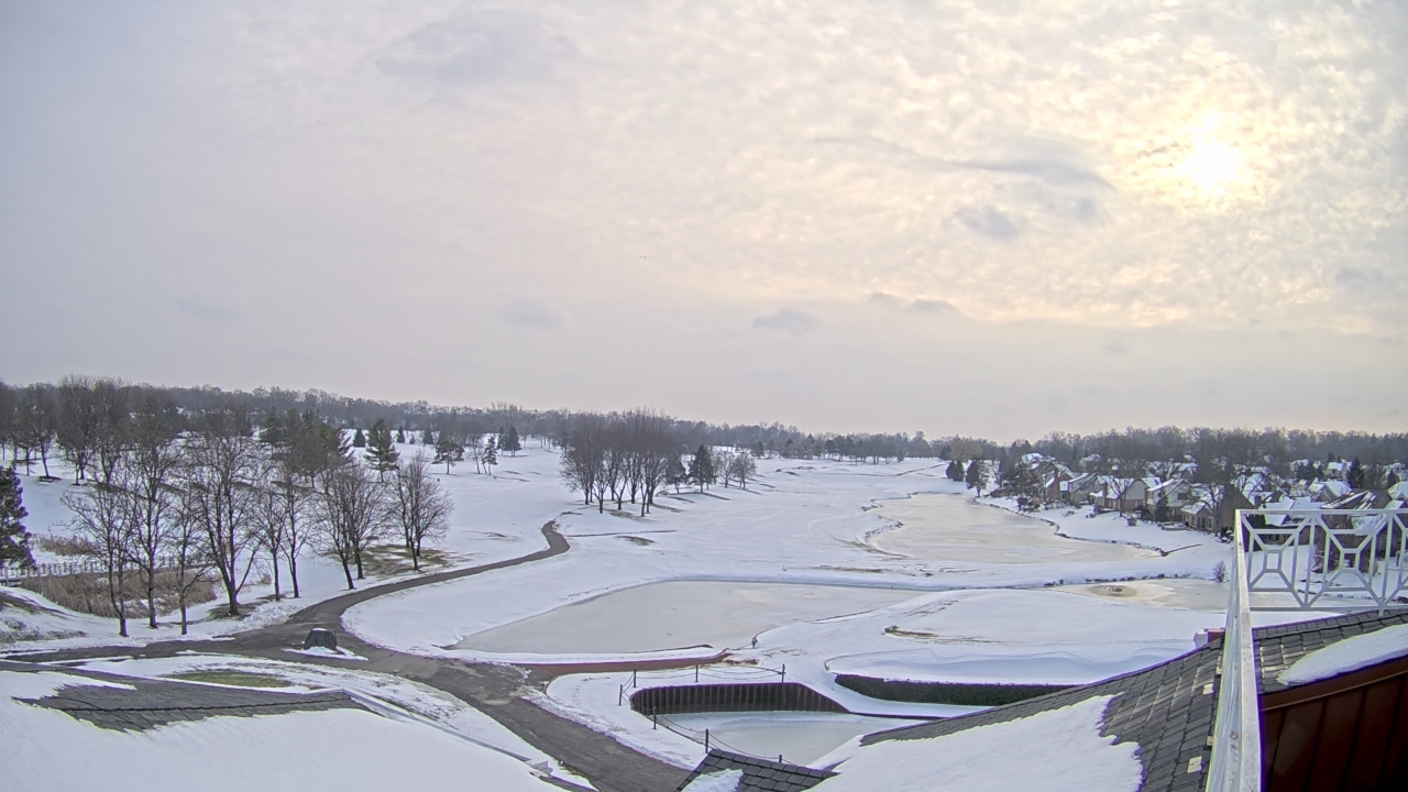 Thumbnail for current weather camera view from The Royal Fox Country Club in St. Charles, Illinois