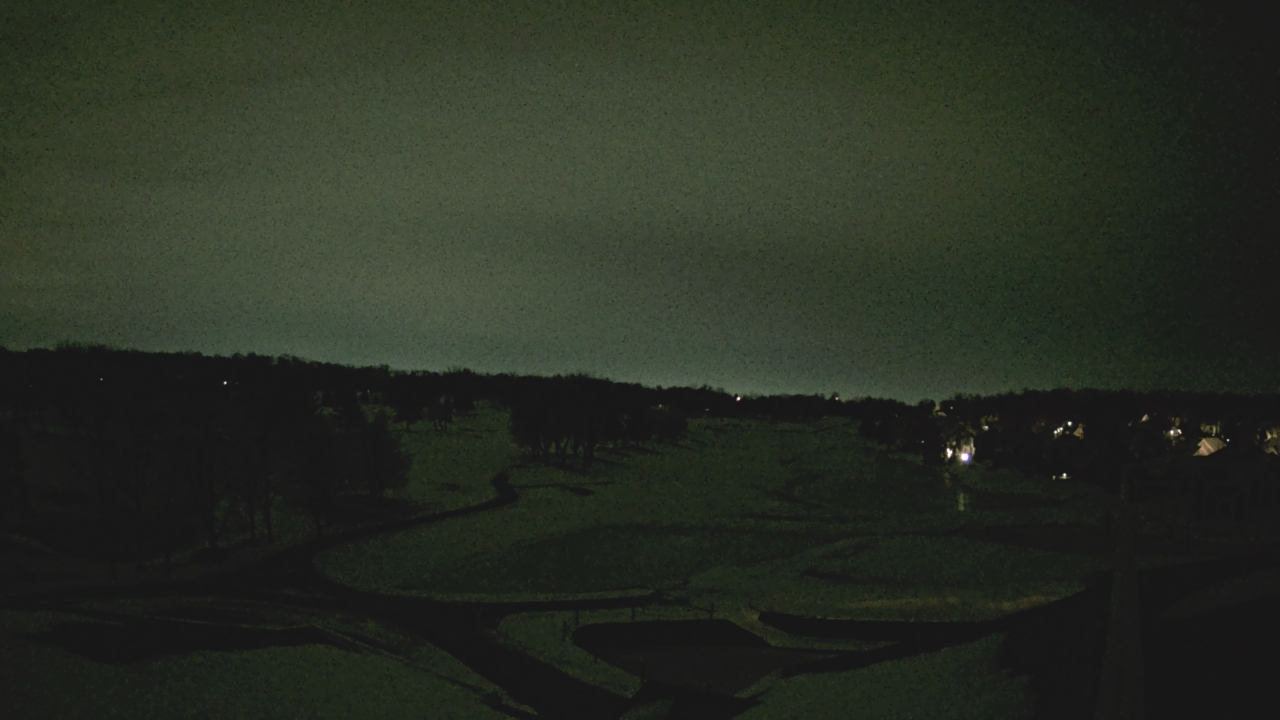 Thumbnail for current weather camera view from The Royal Fox Country Club in St. Charles, Illinois