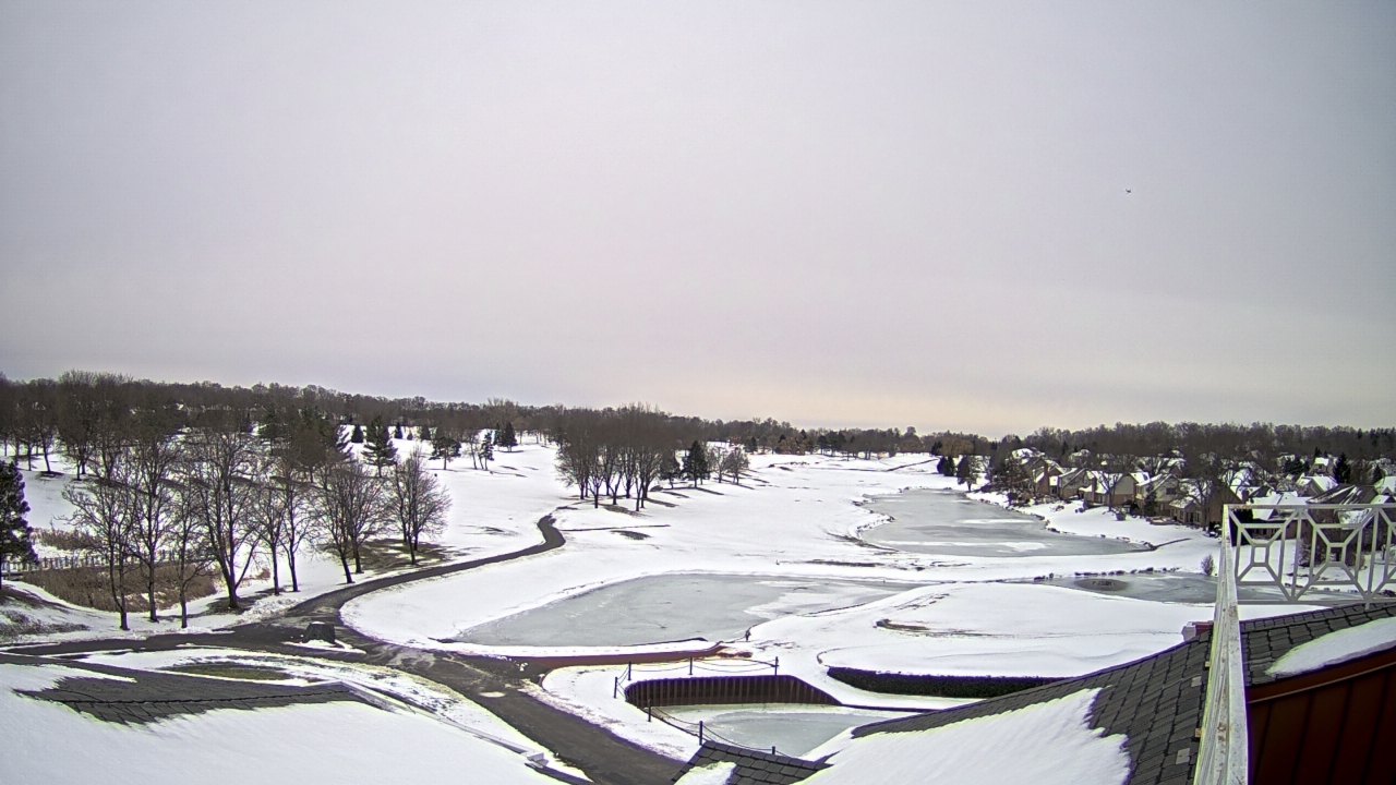 Thumbnail for current weather camera view from The Royal Fox Country Club in St. Charles, Illinois
