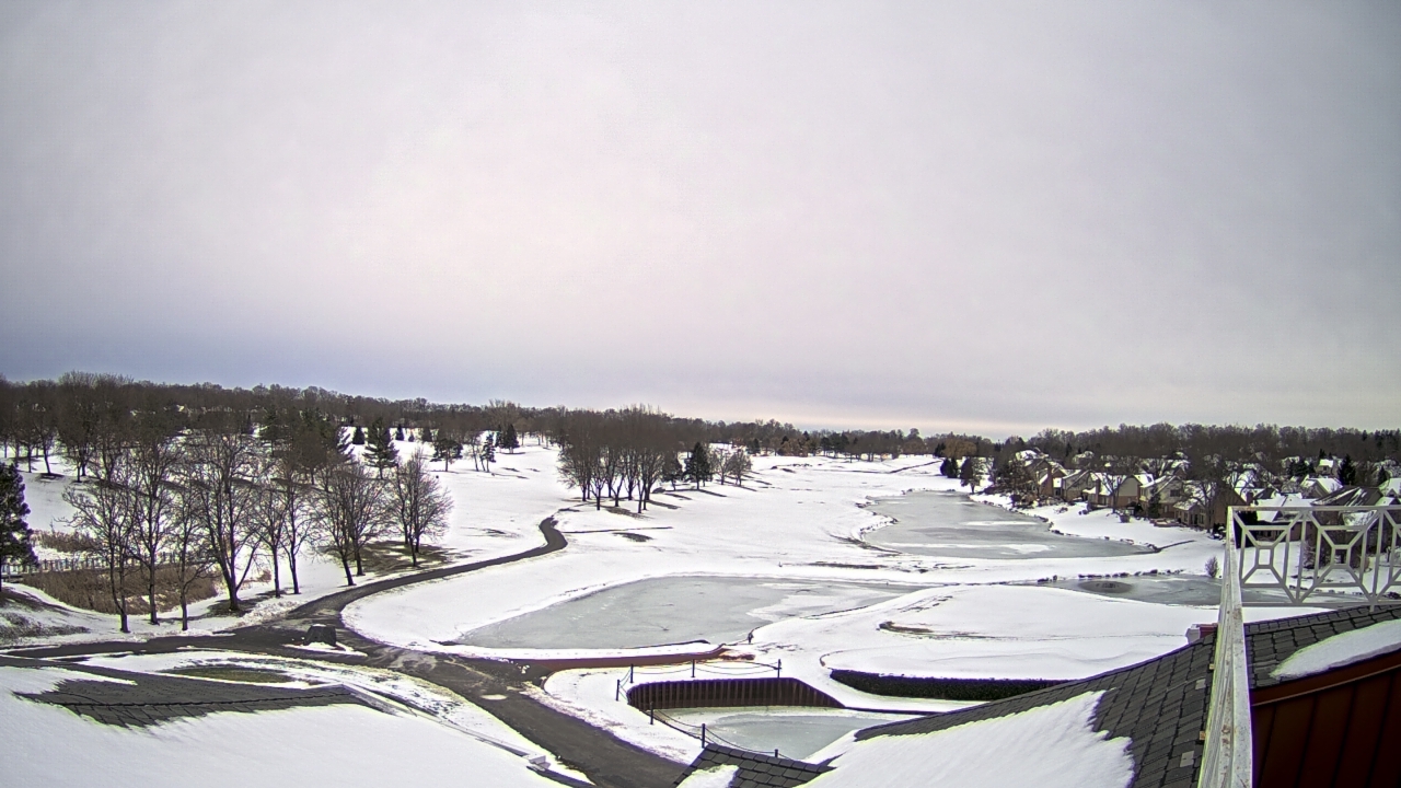 Thumbnail for current weather camera view from The Royal Fox Country Club in St. Charles, Illinois