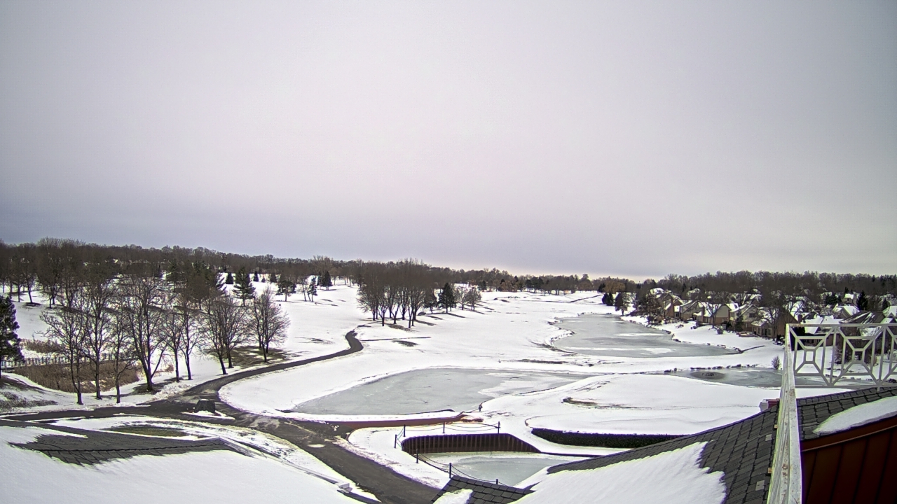 Thumbnail for current weather camera view from The Royal Fox Country Club in St. Charles, Illinois