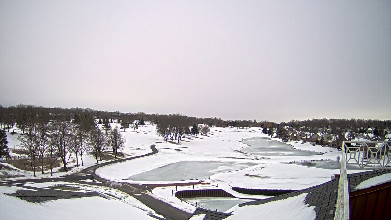 Thumbnail for current weather camera view from The Royal Fox Country Club in St. Charles, Illinois