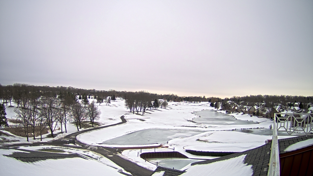 Thumbnail for current weather camera view from The Royal Fox Country Club in St. Charles, Illinois