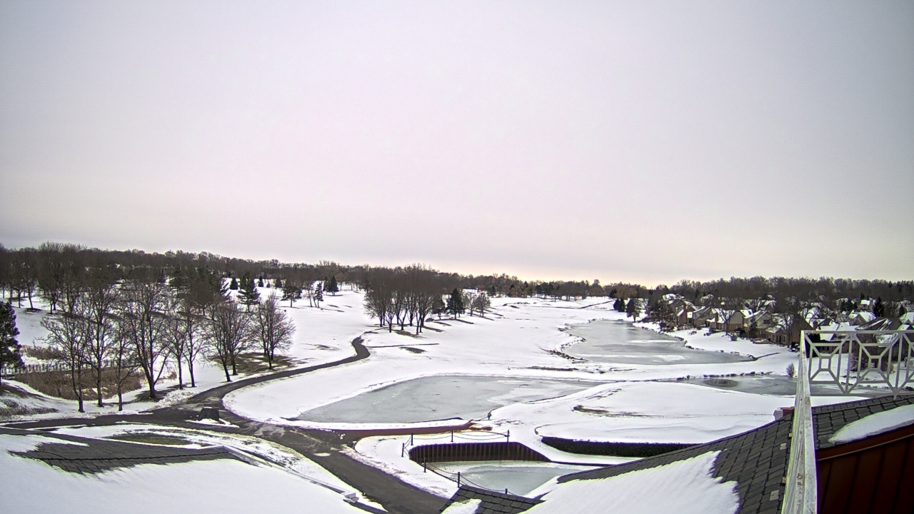 Thumbnail for current weather camera view from The Royal Fox Country Club in St. Charles, Illinois