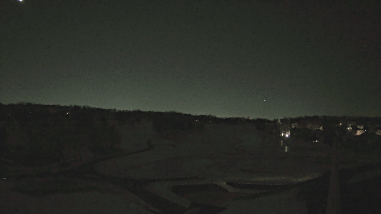 Thumbnail for current weather camera view from The Royal Fox Country Club in St. Charles, Illinois