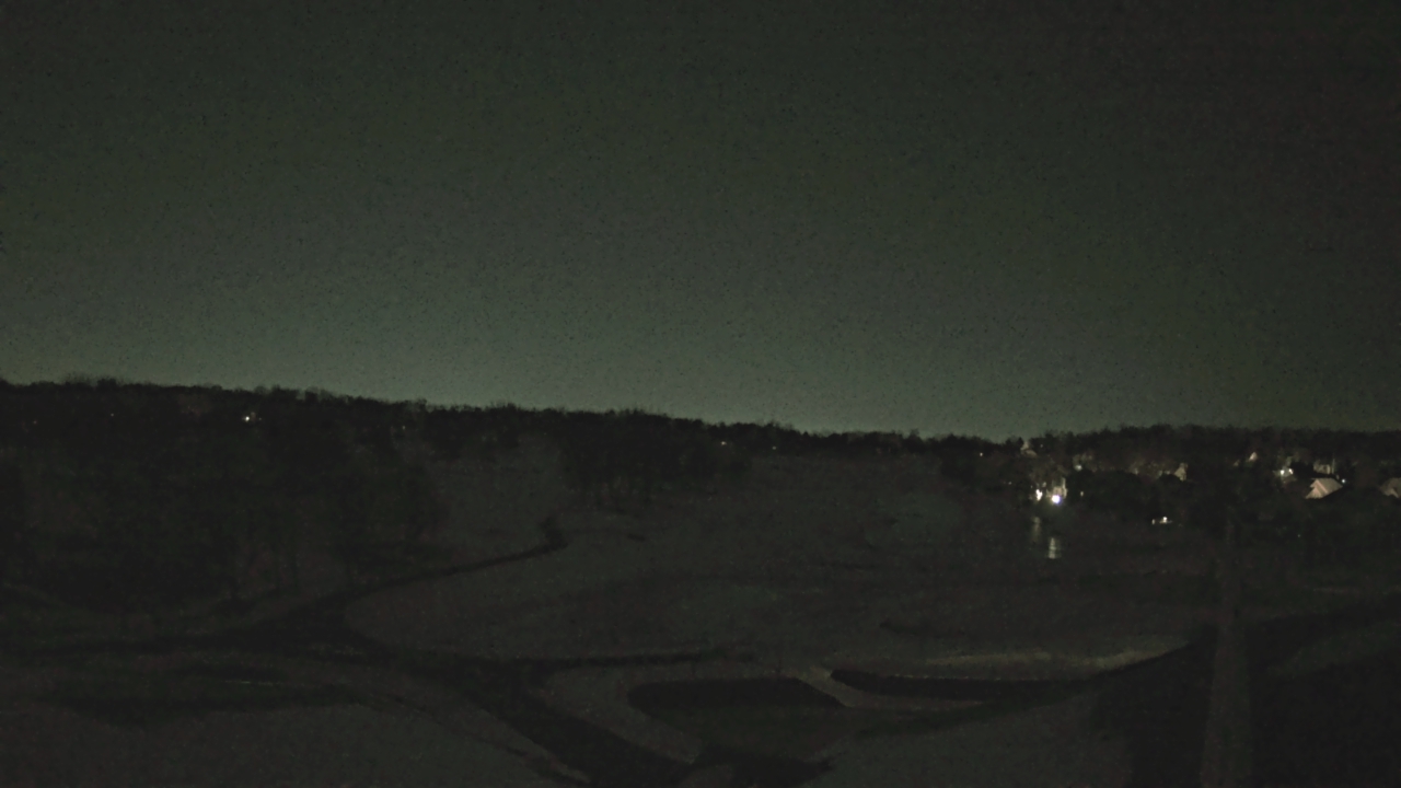 Thumbnail for current weather camera view from The Royal Fox Country Club in St. Charles, Illinois