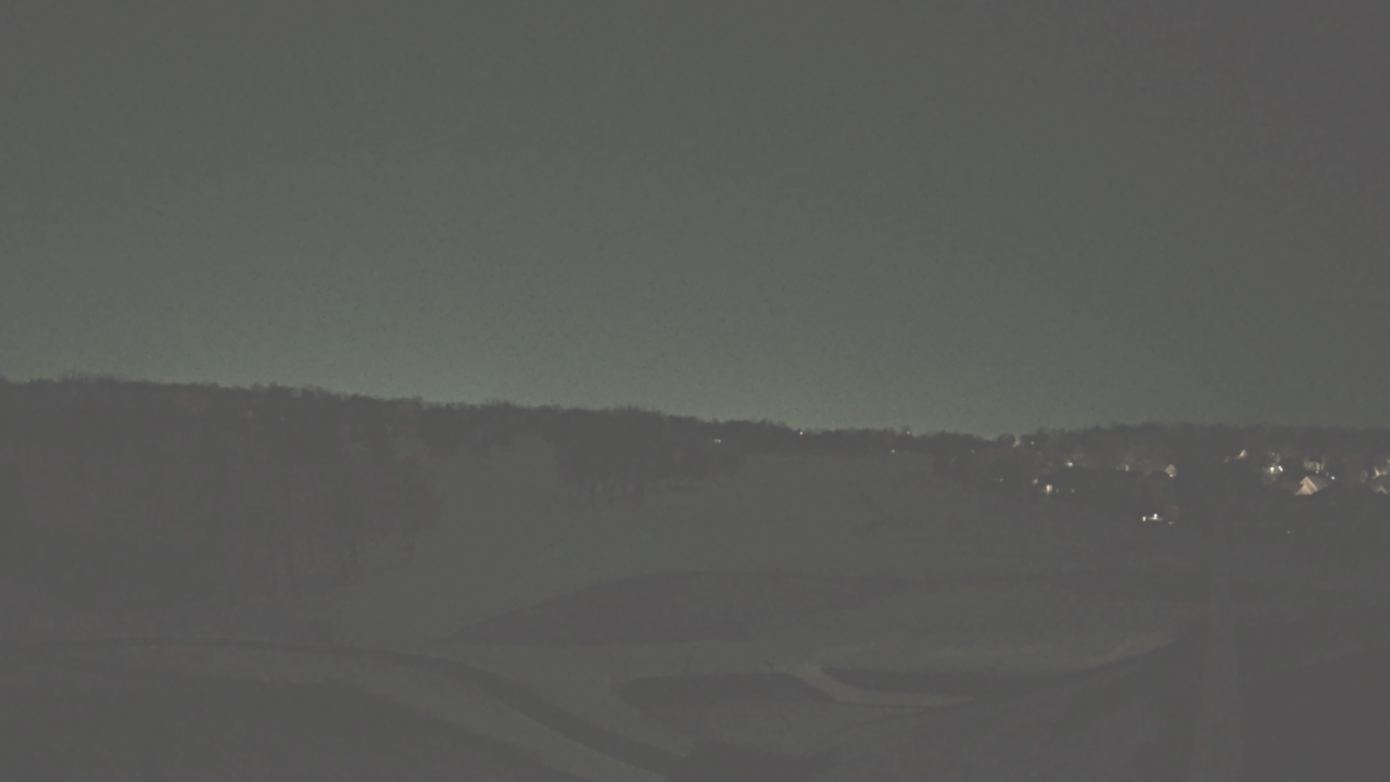 Thumbnail for current weather camera view from The Royal Fox Country Club in St. Charles, Illinois