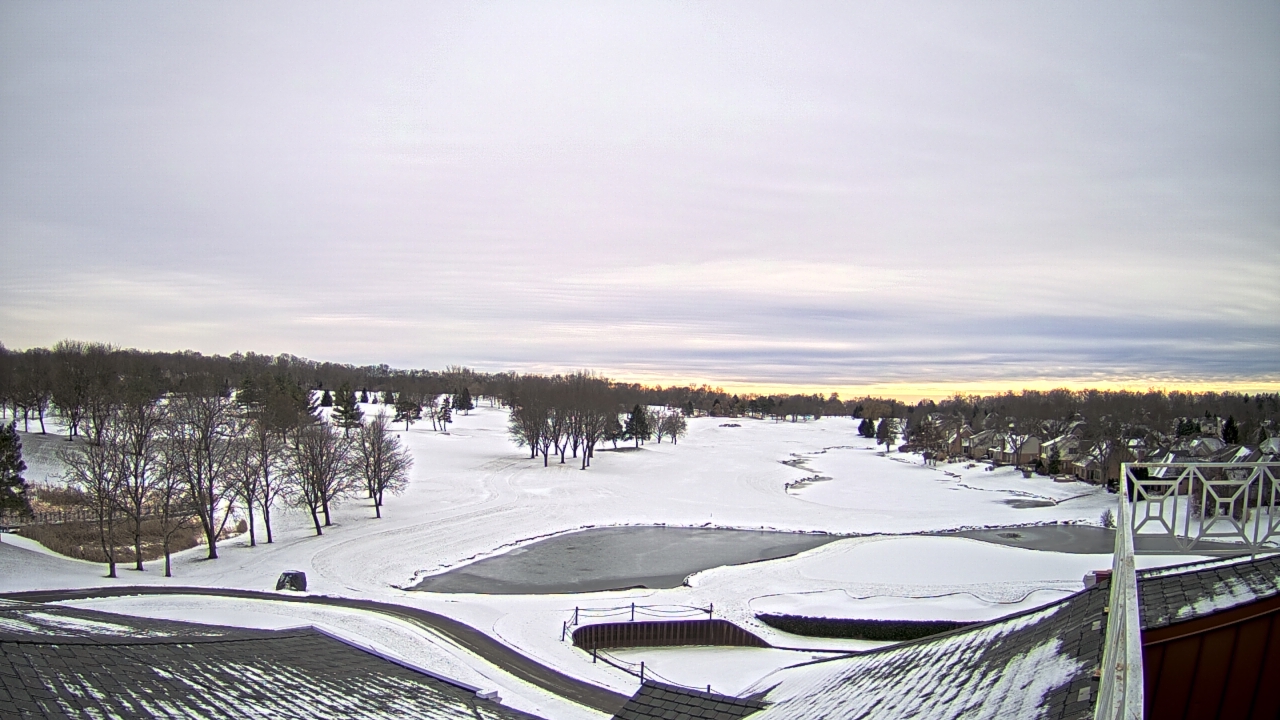 Thumbnail for current weather camera view from The Royal Fox Country Club in St. Charles, Illinois