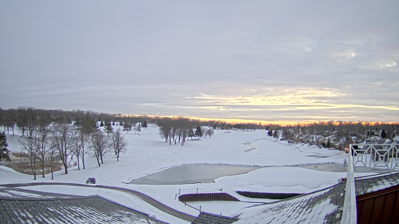 Thumbnail for current weather camera view from The Royal Fox Country Club in St. Charles, Illinois