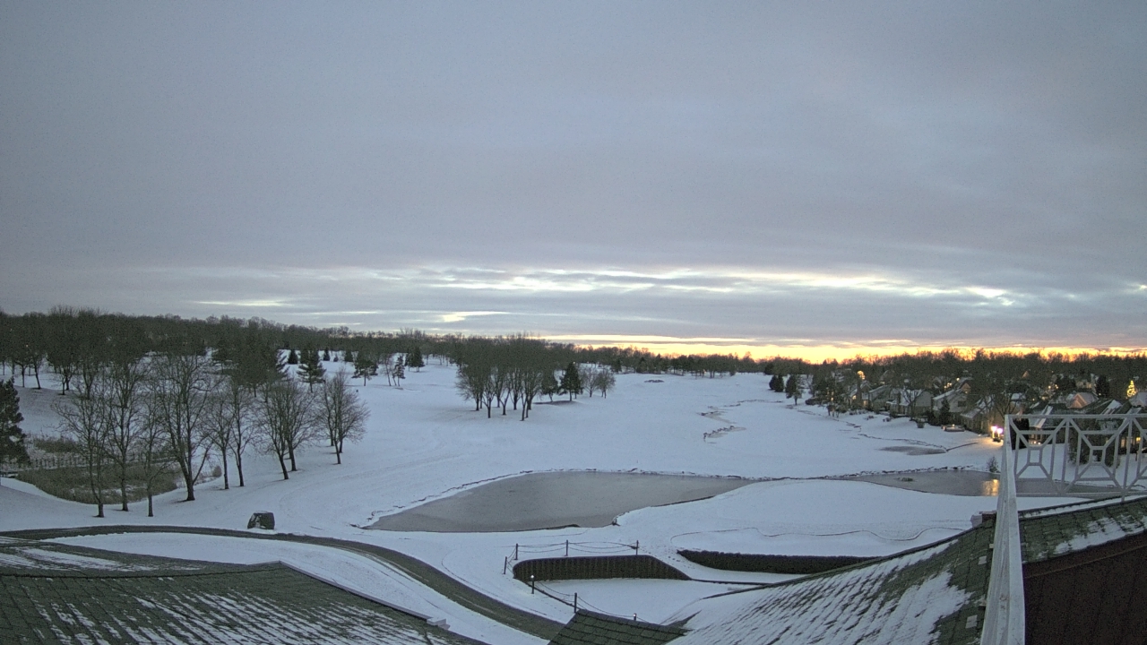 Thumbnail for current weather camera view from The Royal Fox Country Club in St. Charles, Illinois