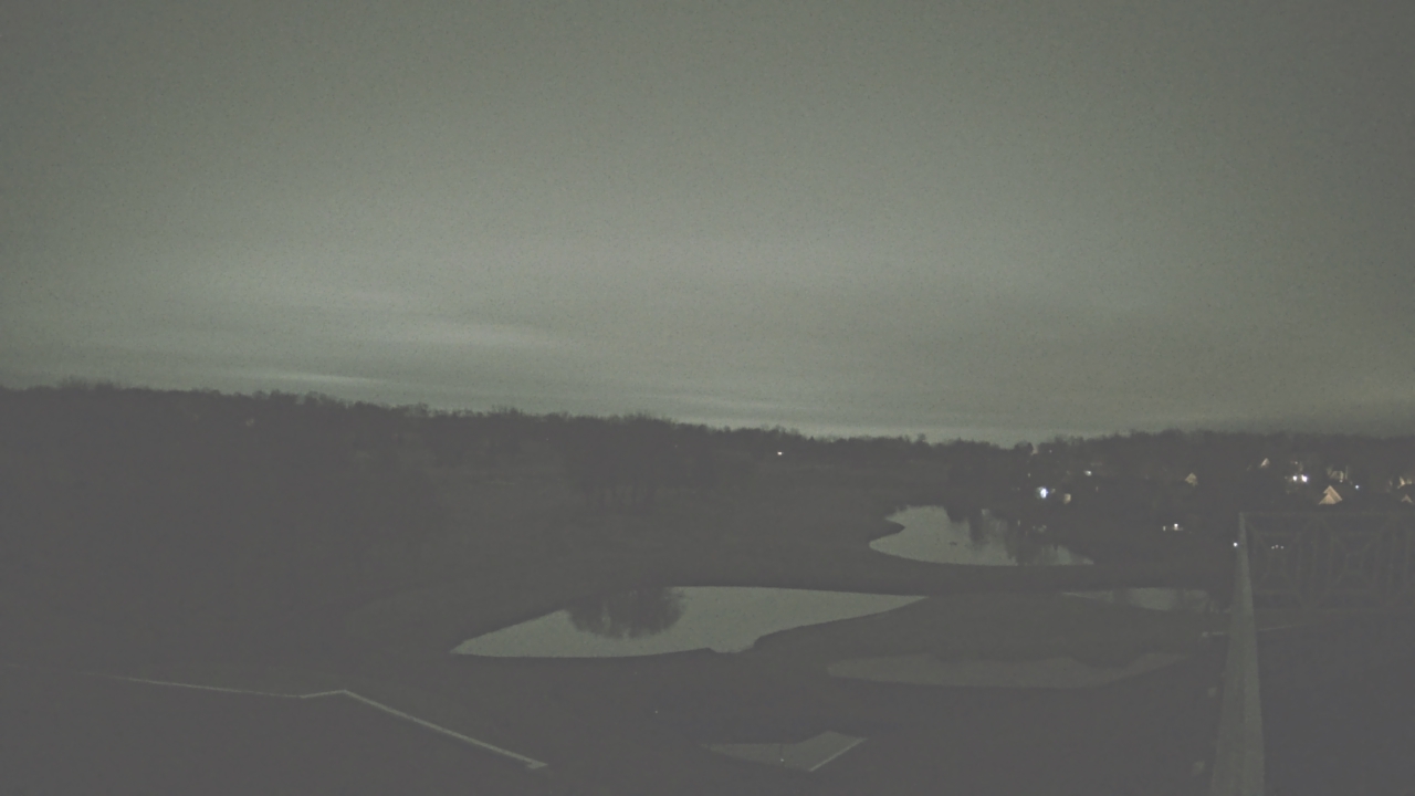 Thumbnail for current weather camera view from The Royal Fox Country Club in St. Charles, Illinois