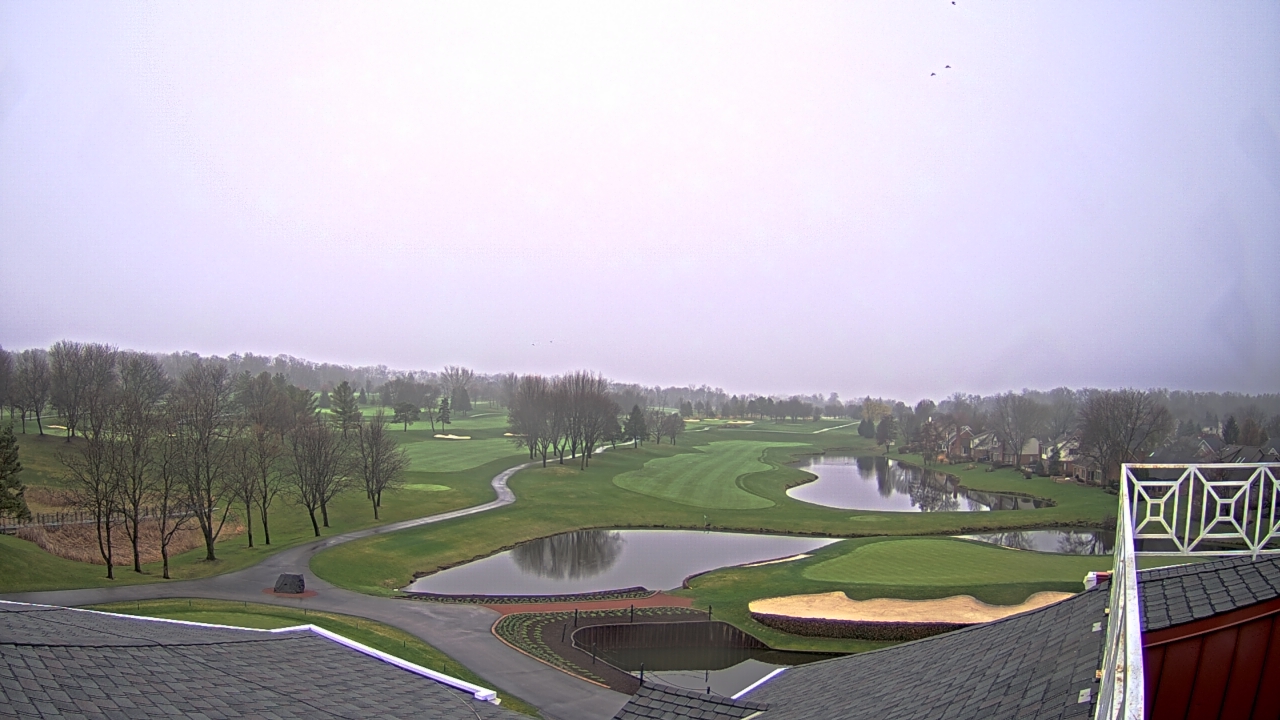 Thumbnail for current weather camera view from The Royal Fox Country Club in St. Charles, Illinois