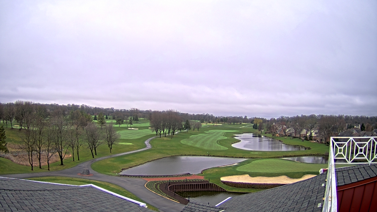 Thumbnail for current weather camera view from The Royal Fox Country Club in St. Charles, Illinois