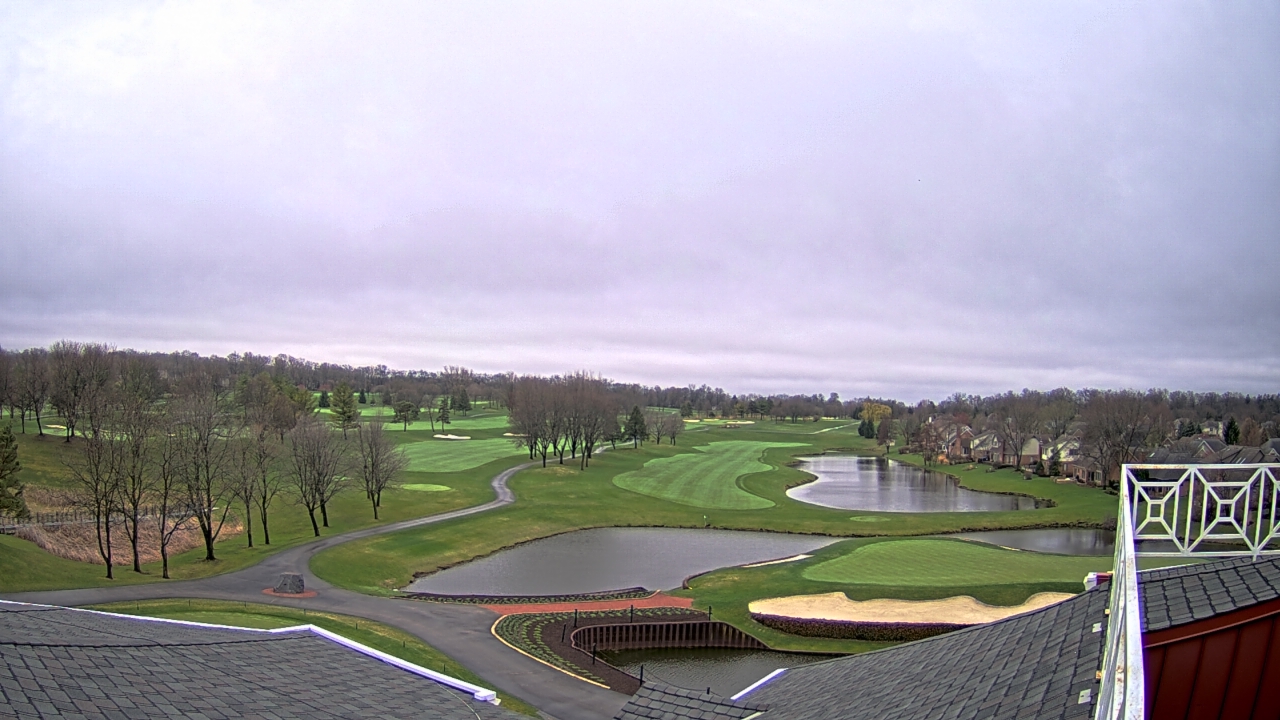 Thumbnail for current weather camera view from The Royal Fox Country Club in St. Charles, Illinois
