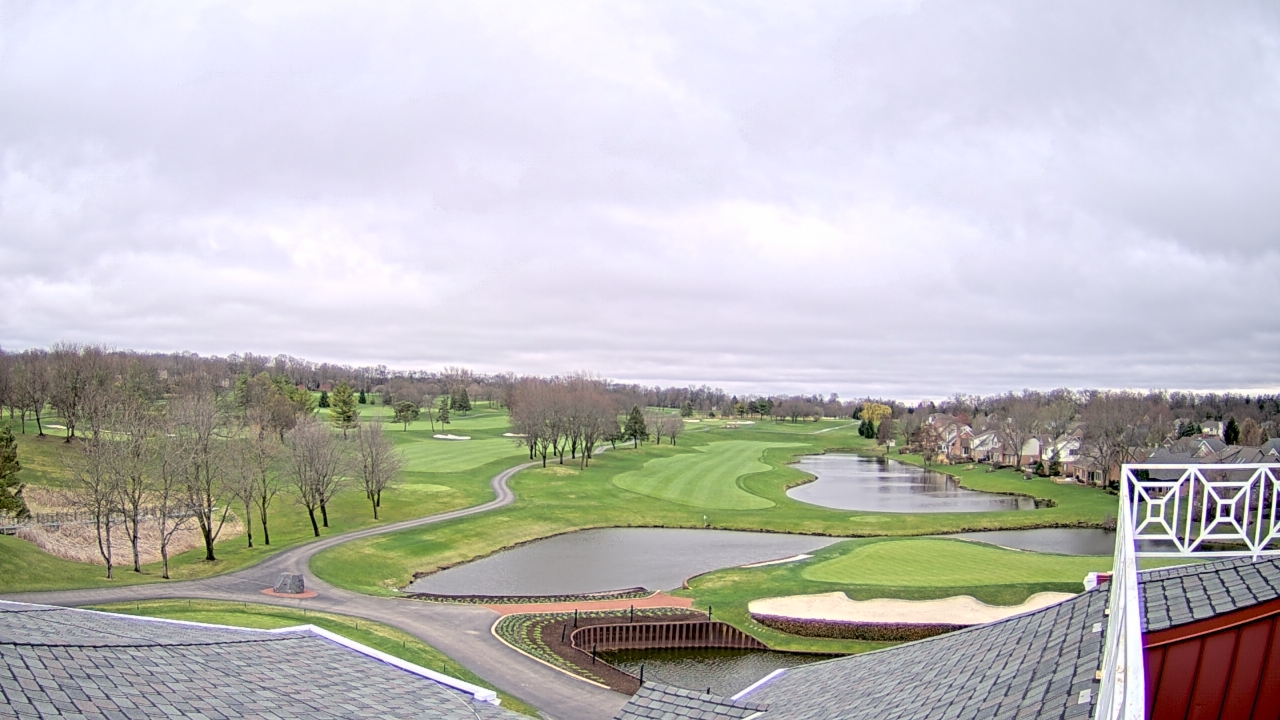 Thumbnail for current weather camera view from The Royal Fox Country Club in St. Charles, Illinois