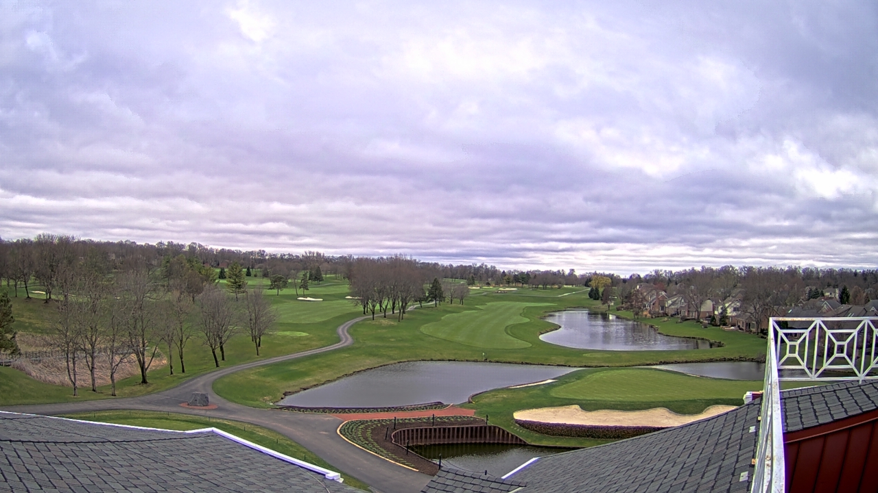 Thumbnail for current weather camera view from The Royal Fox Country Club in St. Charles, Illinois