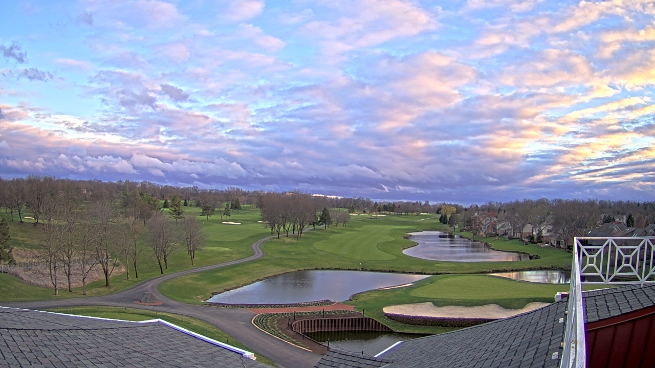 Thumbnail for current weather camera view from The Royal Fox Country Club in St. Charles, Illinois