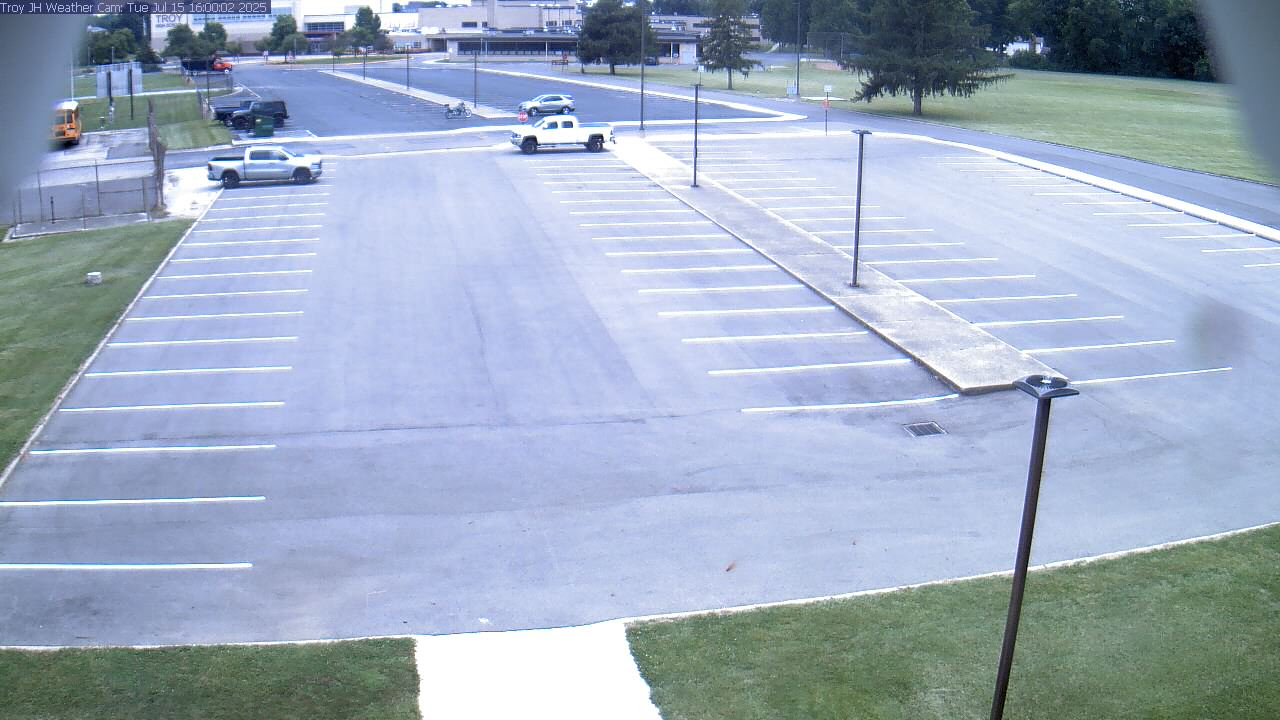Thumbnail for current weather camera view from Troy JHS in Troy, Ohio